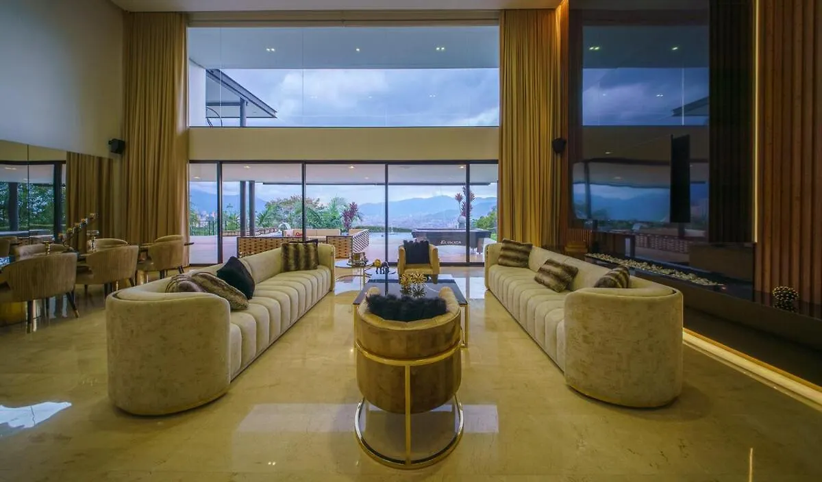 Luxury Mansion 8 Bed, Heated Pool, Jacuzzi & Gym Vila Medellín 0*,  Colômbia