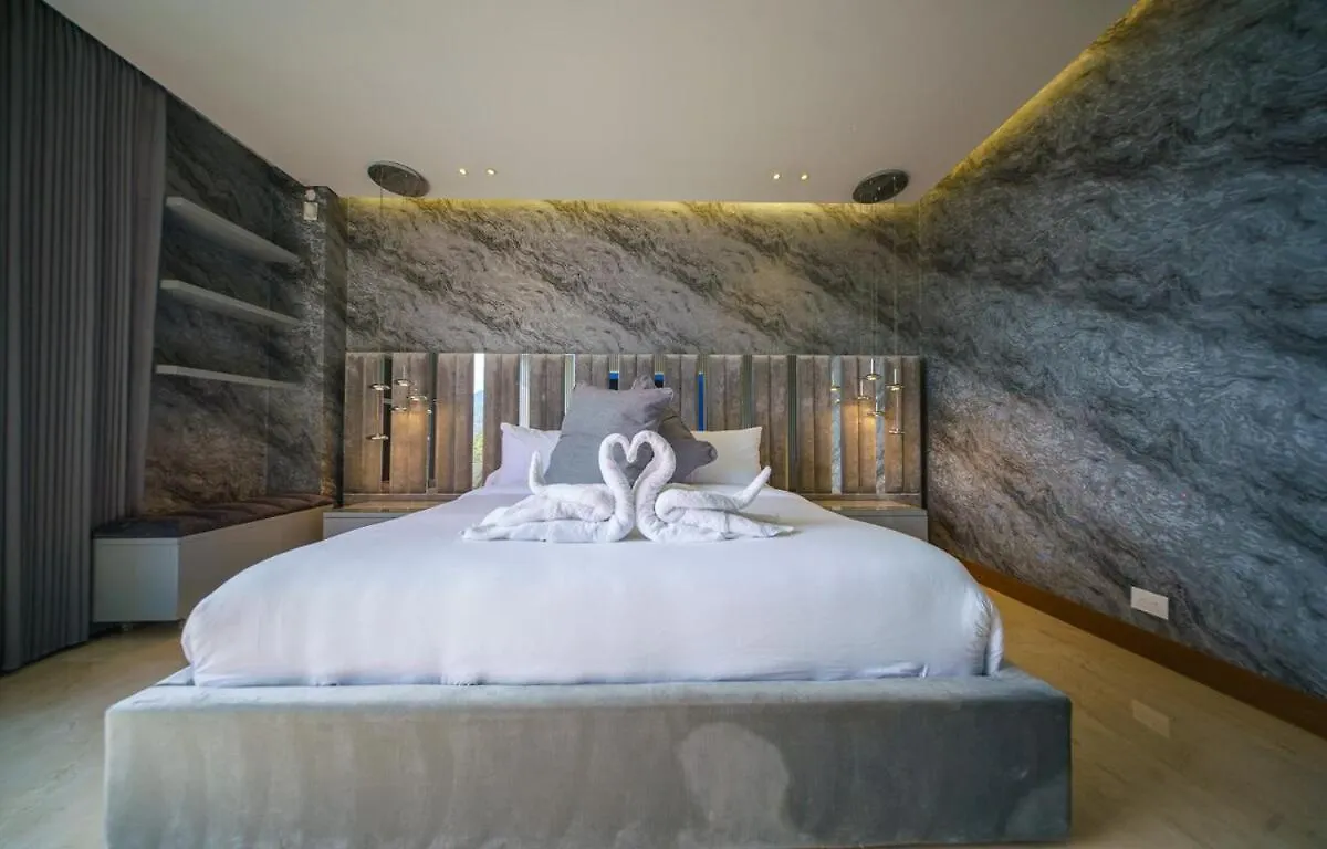 Luxury Mansion 8 Bed, Heated Pool, Jacuzzi & Gym Vila Medellín 0*,  Colômbia