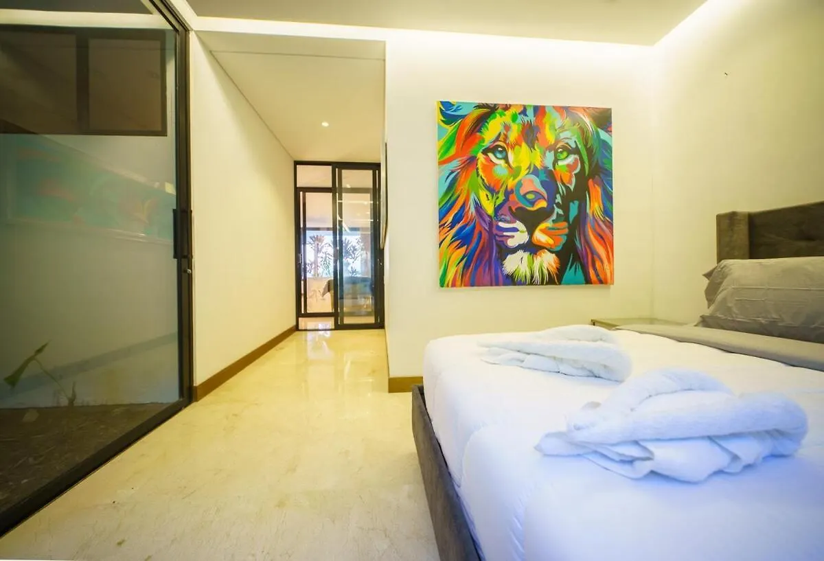 Villa Luxury Mansion 8 Bed, Heated Pool, Jacuzzi & Gym Vila Medellín